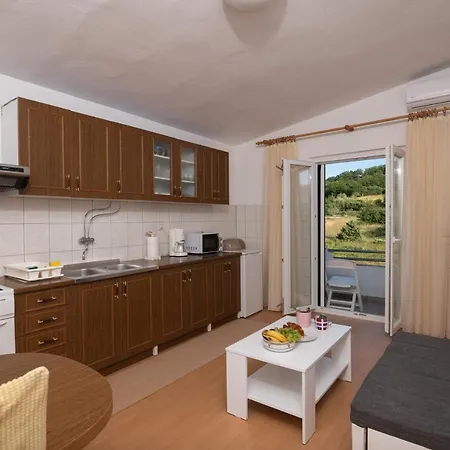 Marina's Apartamento *