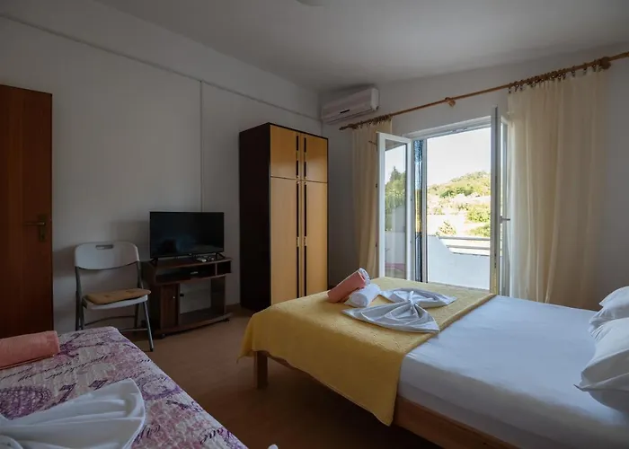 Apartament Marina's *