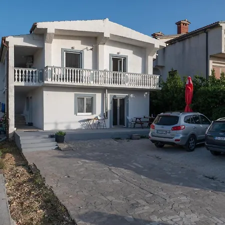 Apartamento Marina's Ražanac